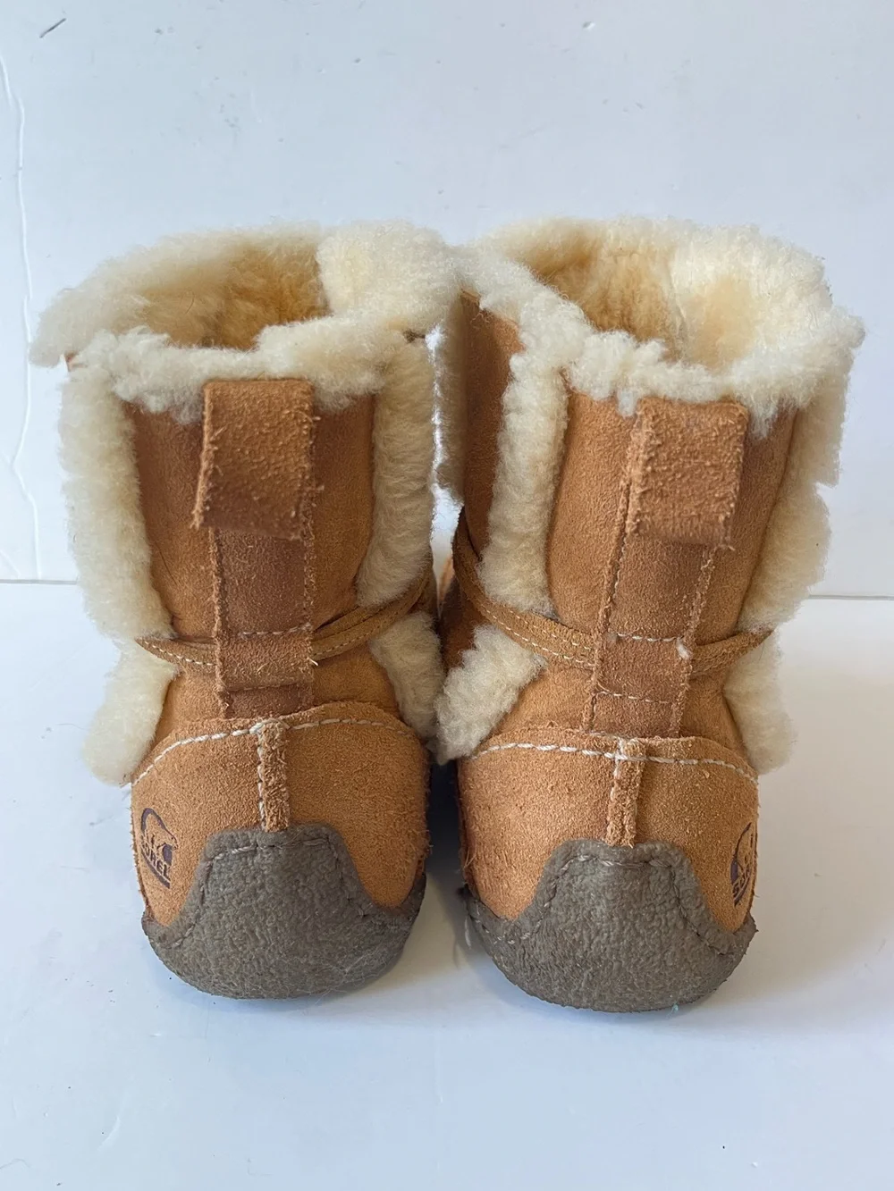 Sorel Pakua Brown Leather Shearling Lined Moccasin Winter Boots size 8